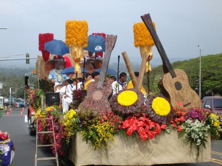Hilo Merrie Monarch parade